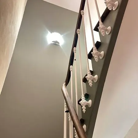 Appartement 2 Chambres - 6 Personnes - Centre De Parthenay - Garage Et Wifi Apartamento